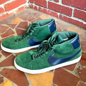 Suede Nike SB Blazer Mid Sneakers Size Men's 13 Great Condition